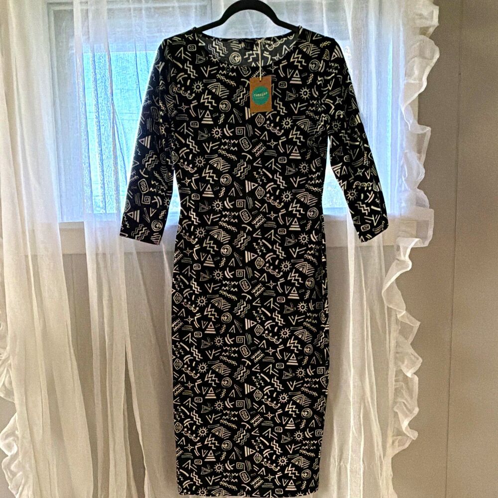 Forever 21 Women's Black/White Geometric Pencil Dress 3/4 Sleeve Knee Size M